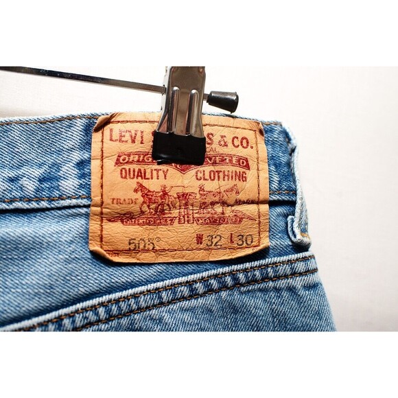 levi's men's 505 regular fit jeans W32 L30 - Picture 5 of 10